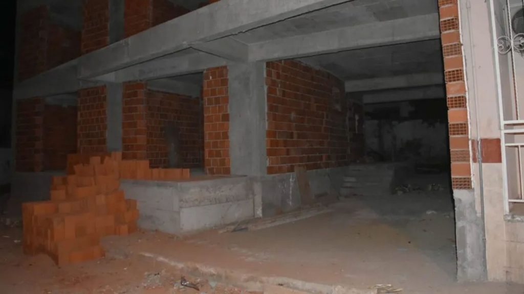12 yaşında kız… BU İNŞAATTA ÇIĞLIK ÇIĞLIĞA!