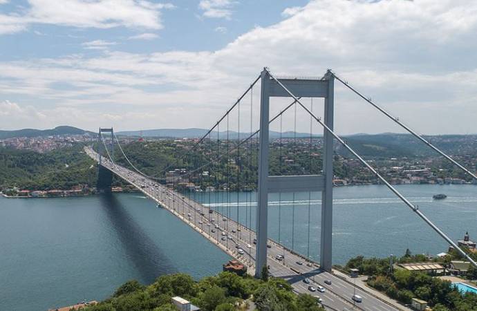 BOĞAZ KÖPRÜLERİ ÇİFT TARAFLI ÜCRETLENDİRİLİYOR !  “Haber verilmeden uygulamaya konuldu”