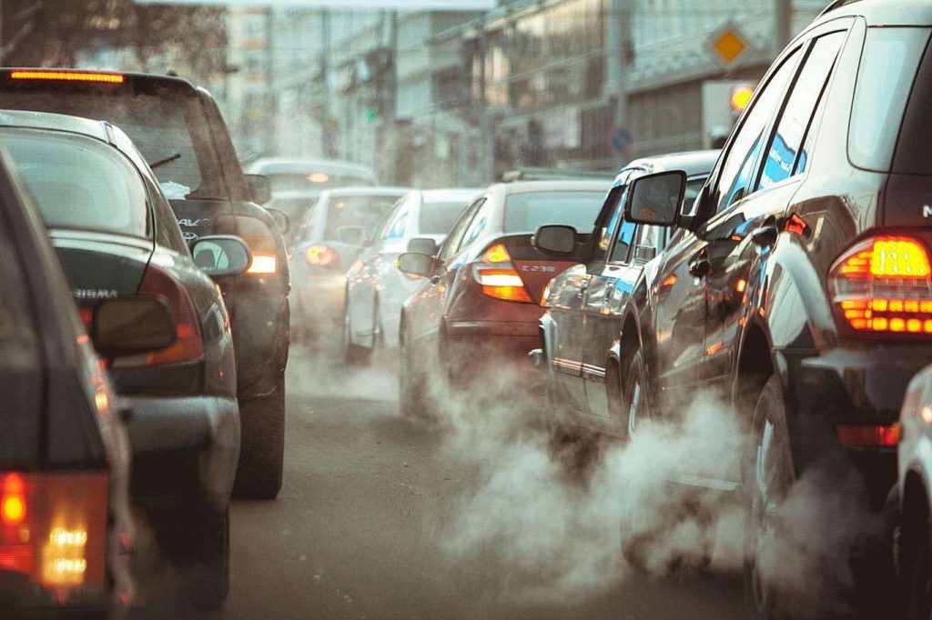 Benzinli ve dizel otomobillerin satışı 2030’DAN İTİBAREN YASAK OLACAK