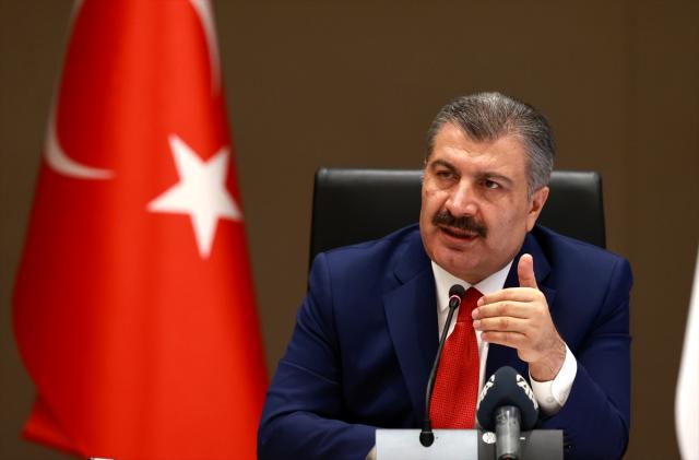 Heyecanla beklenen koronavirüs aşısıyla ilgili TARİH VE ADET VERDİ
