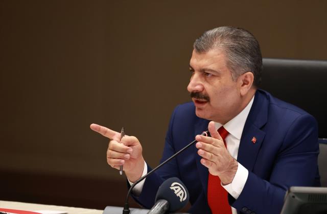 Vefat sayısında üzücü rekor, koronavirüsten 196 KİŞİ VEFAT ETTİ , 31 bin 896 yeni vaka tespit edildi